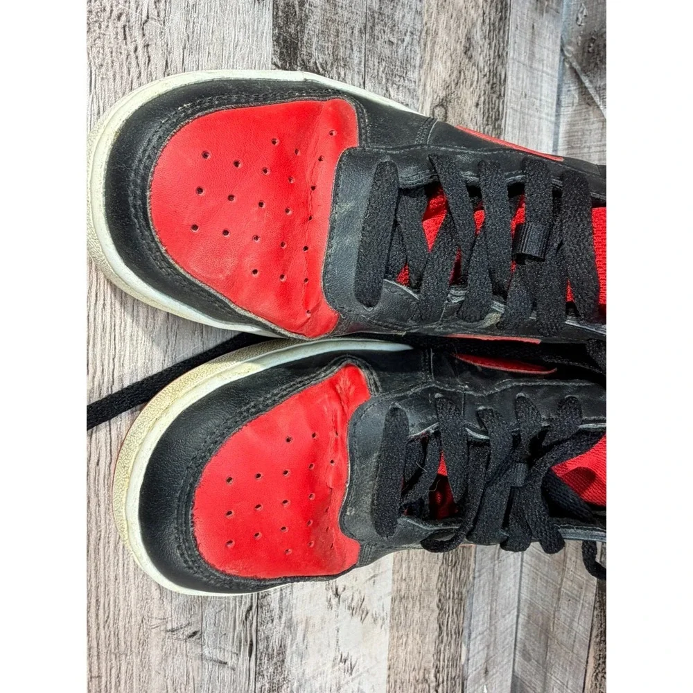 Nike Boys Court Borough Mid 2 GS CD7782-003 Black Red White Sneaker Shoes Sz 6Y